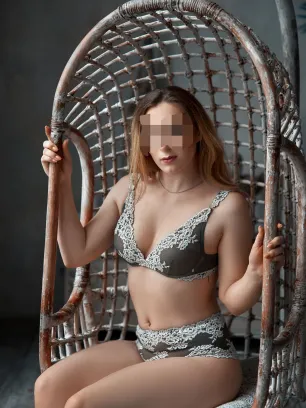  Эвелина - Фото 1, Метро Днепр, 19 лет, №3304